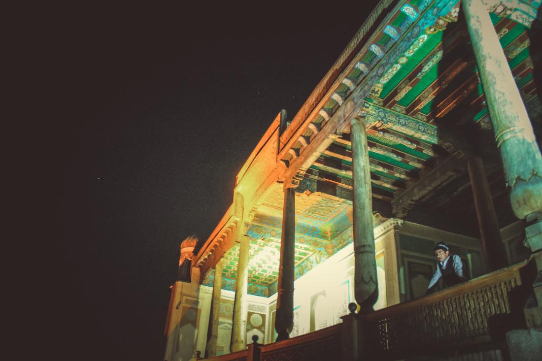 Porno birodar amakivachchasini sikdi esa Sovuq yurak uchun jinsiy sanat